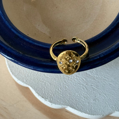 Moonlight ring