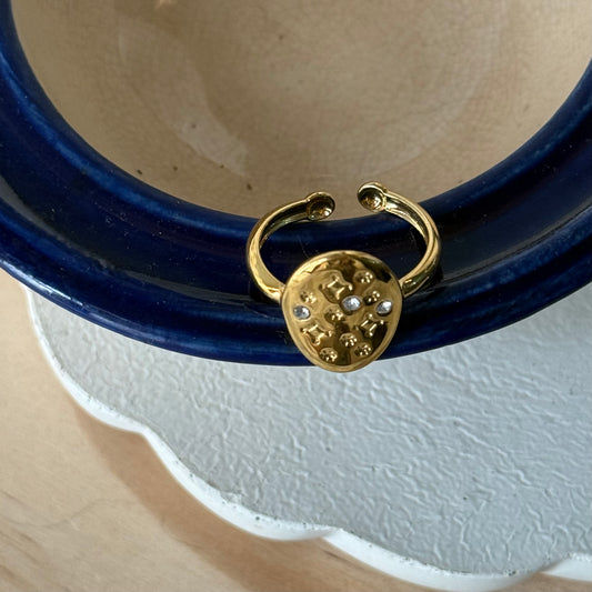 Moonlight ring