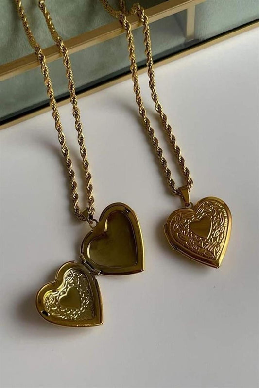 Memory lane - Photo Necklace